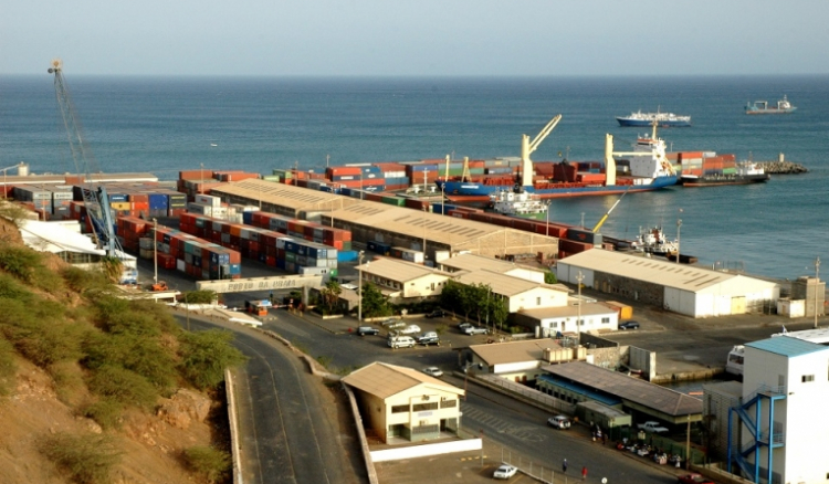 Economia. Exportações cresceram mais de 77% no 1º Trimestre