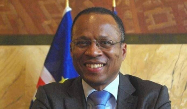 Transportes marítimos inter-ilhas e as trapalhadas do MpD