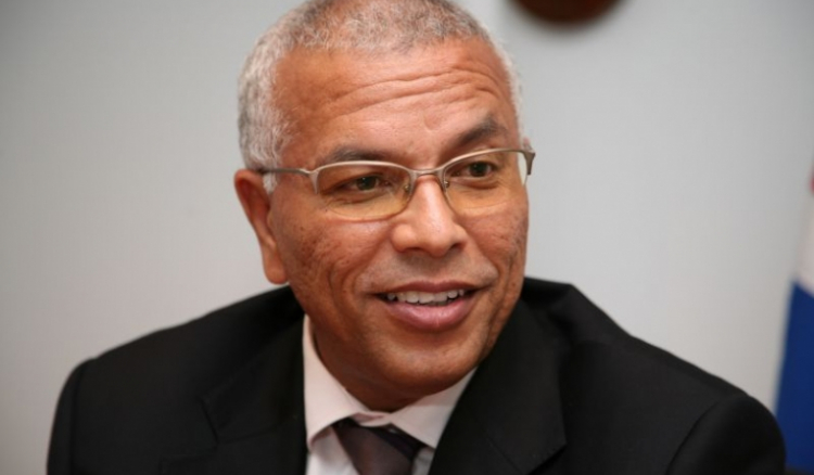 Carlos Burgo. “Novo Banco devia ter sido encerrado desde 2014”