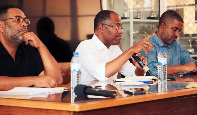 Líder do PAICV manifestou “inconformismo” face à persistência de carências básicas no país