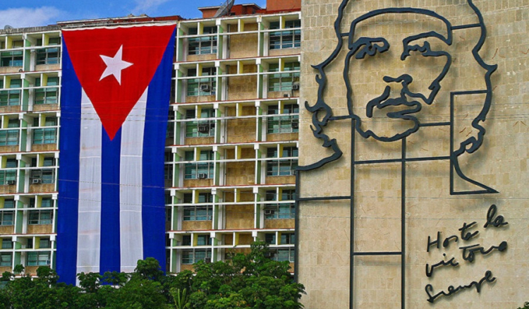 Trump ameaça “tomar posse” de Cuba