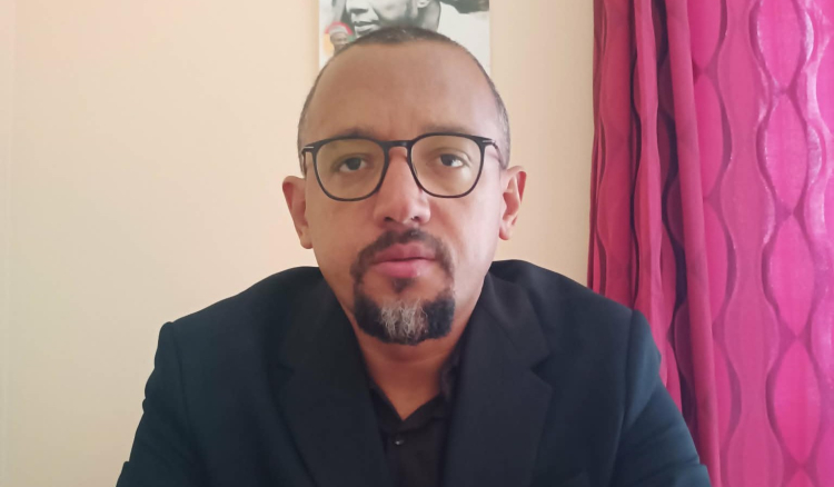 Humanizar o Sistema Nacional de Saúde em Cabo Verde… é PRECISO: Para quem cuida e para quem é cuidado!