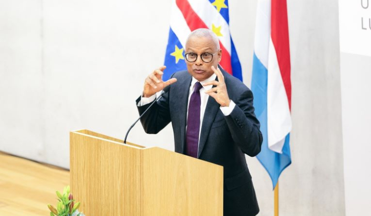 PR veta diploma de ingresso excecional na função pública após parecer do TC