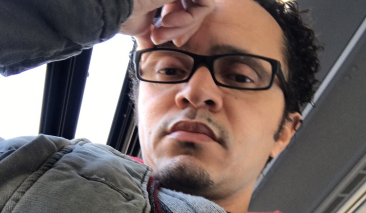 Abram os Portões das Ilhas ou Batam com a Porta