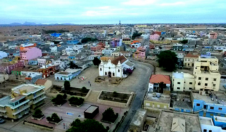 PAICV. Ilha do Maio discriminada na implementação do PRAA por causa da cor política