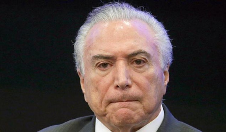 Crise no Brasil: Ministro da Cultura pede demissão