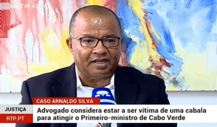 Arnaldo Silva diz-se vítima de "uma cabala" para atingir Ulisses