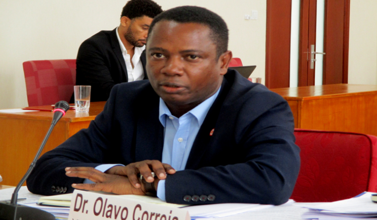 CPI. Olavo Correia afirma que Estado injecta anualmente um milhão de contos na TACV