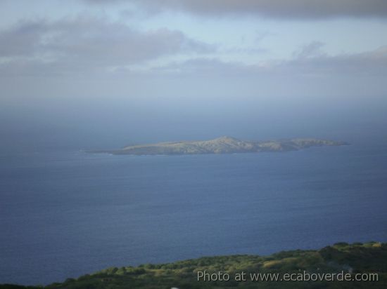 Brava. Lei que proíbe pescadores de permanecerem nos ilhéus Rombos vai ser revista